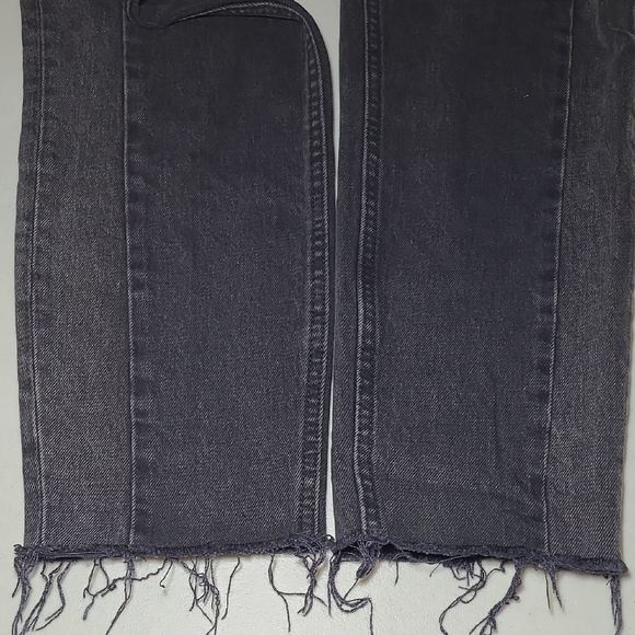 SZ27 Abercrombie & Fitch Curve Love Mom High Rise Black Jeans Distressed Hems - Picture 8 of 9